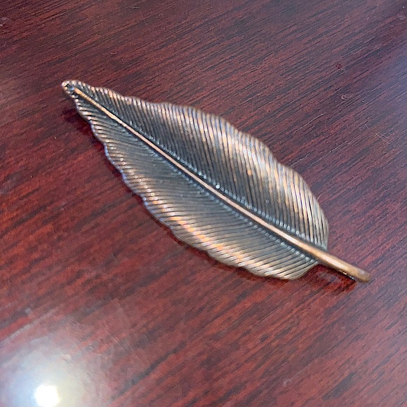 Copper leaf charm 2.5” - Picture 1 of 3